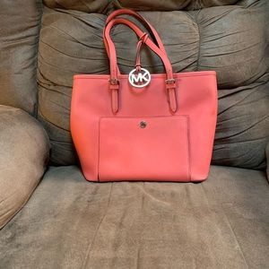 Michael Kors medium size purse